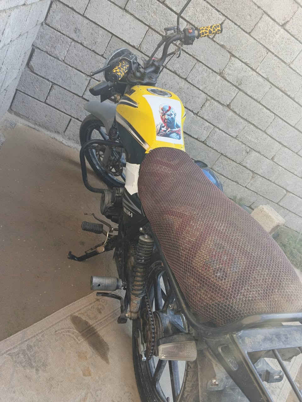 سايم موديل 15
دراجه يرادله ترتيب 
سعر 300 وبيه مجال 
‏‪***********‬‏
