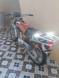 للبيعع ثنينهن الحمره انتنس مكينه مامتفيلسه بعده شهر من مشدوده ومرقمه د...