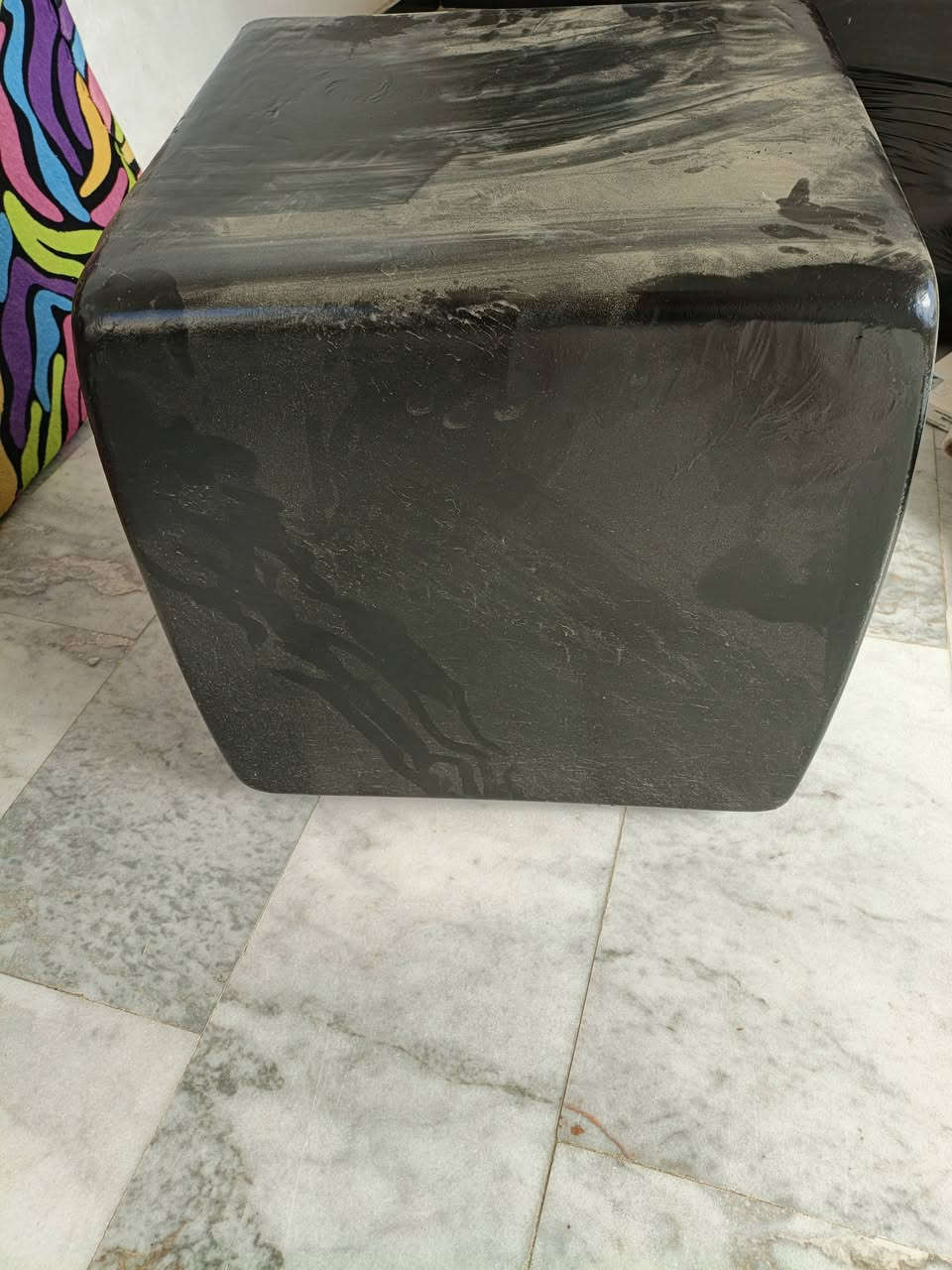 صندوك دلفري مربع فايبر كلاص مصبوغ جديد بطانه البلاديه بعده بيه صندوك نضافته 98 بل 100 بعده بترابه مال ضم سعره 55 الف مكاني حي الجهاد  الي يعجبه سعر خلي يخابرني و يدلل 
***********
