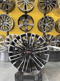 الاطارات ويل جيئمسى   موجودة   حجم20  موديل 2025  مال موديل جديد   GMC...