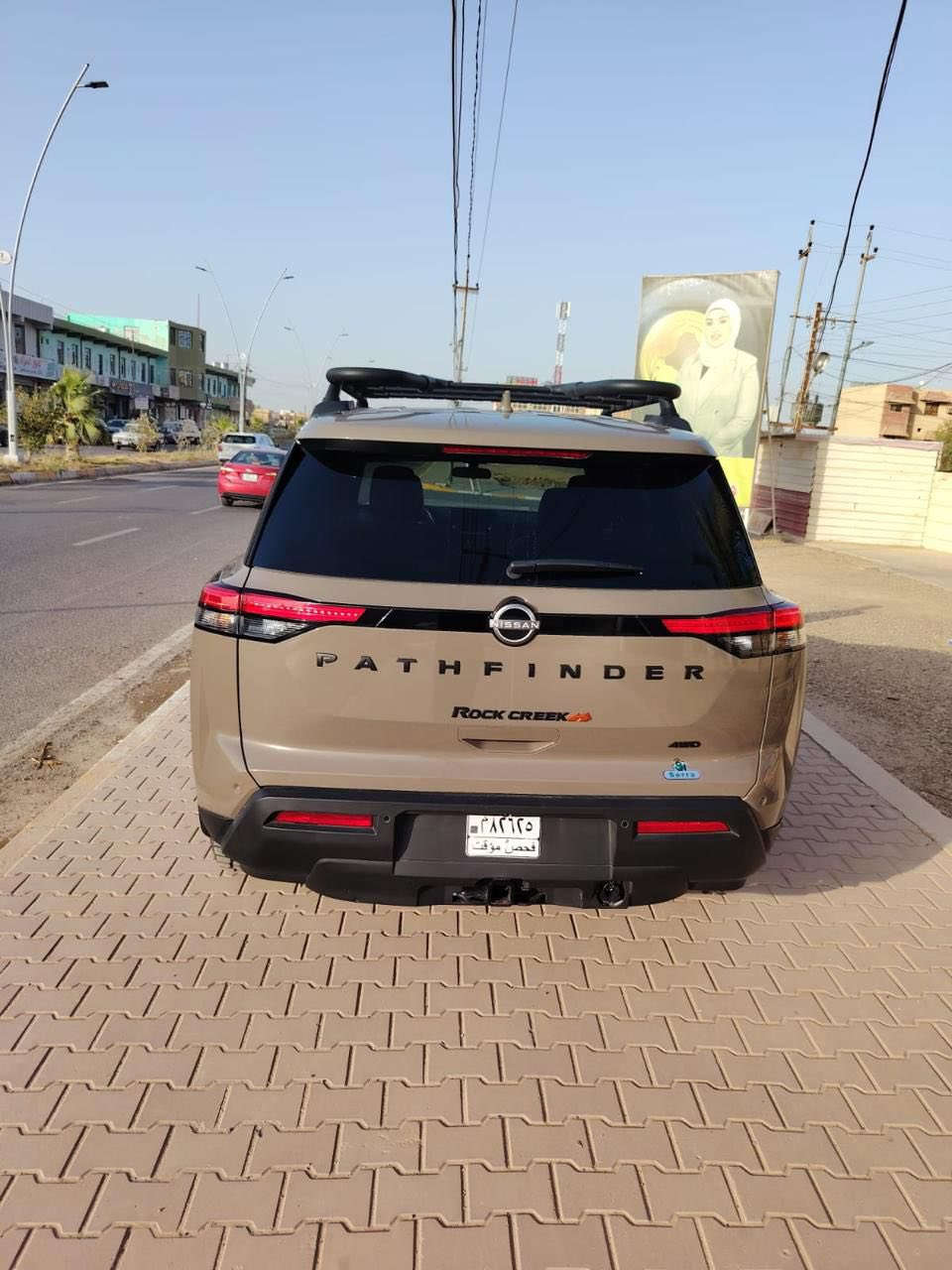 للبيع نيسان باتفندر موديل2024 اعلى فئه روك كشنات منفصل رقم بغداد السياره جديده للاستفسار الاتصال على الرقم ***********
