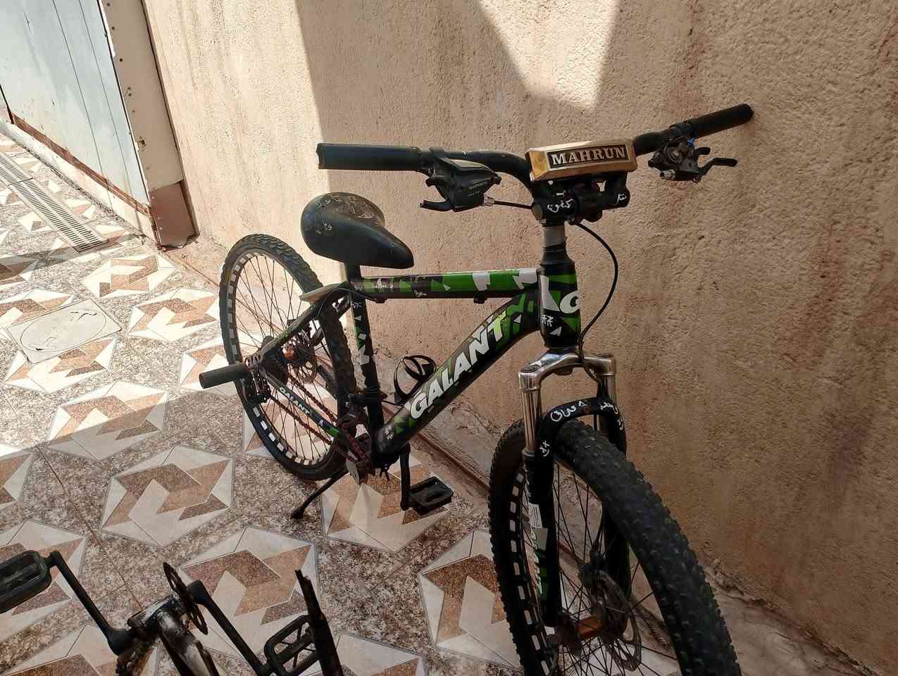 السلام عليكم غراض للبيع كلمن وسعرة ولشة مال تعمير  والباسكل جبلي  نضيف عوزة تصليح السعر خاص  المكان الغراف حي الشهداء


**إذا كنت صاحب هذا الإعلان وتريد حذفه لأي سبب، رجاءا أرسل رسالة إلى الدعم الفني**
