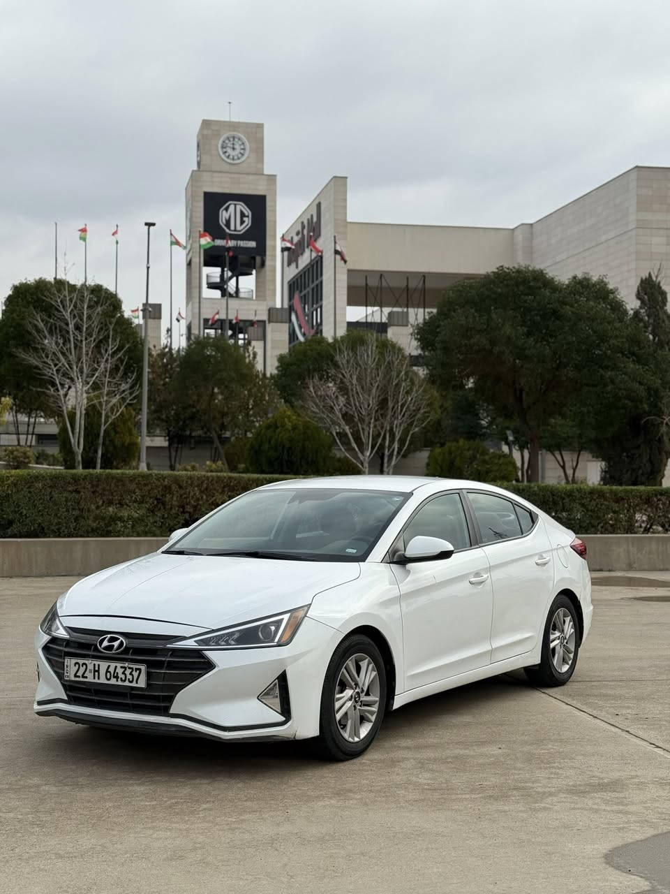 النترا وارد امريكي 2020 / محرك ٢٠٠٠ دوش
السياره بدون دواخل بدون ايرباك 
مواصفات / ويل كب . شاشه وكامرا .رادار جانبي .تحكم ستيرن كامل مع مثبت سرعه .
السياره ماشيه 96 الف مايل 
داخله كلين / شاصي وصور امريكا بلمنشور
الصبغ / صفحه سايق صبغ اثر شخوط بدون دواخل / وباب خلفي نفر صبغ بدون دواخل بدون ايرباك يعني 5 قطع صبغ بجم كبس 
محرك مفتوح تبديل رواجز فقط 
سنويه ورقم جديد فحص وهزه جديد 
مكان السياره اربيل 
تحويل مباشر نفس اليوم 
مكان السياره اربيل / السعر 128 مجال قليل 
*********** واتس واتصال
