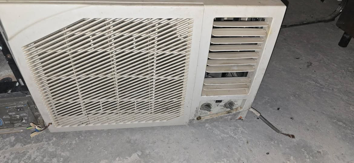 مكيفات شرط شغل وتبريد
عنوان

شطرة الحولي فرع محطة الكهرباء الجديدة مقابيل حسينية حامي الشمال((نبي الرحمة)) داخل الساحة***********
