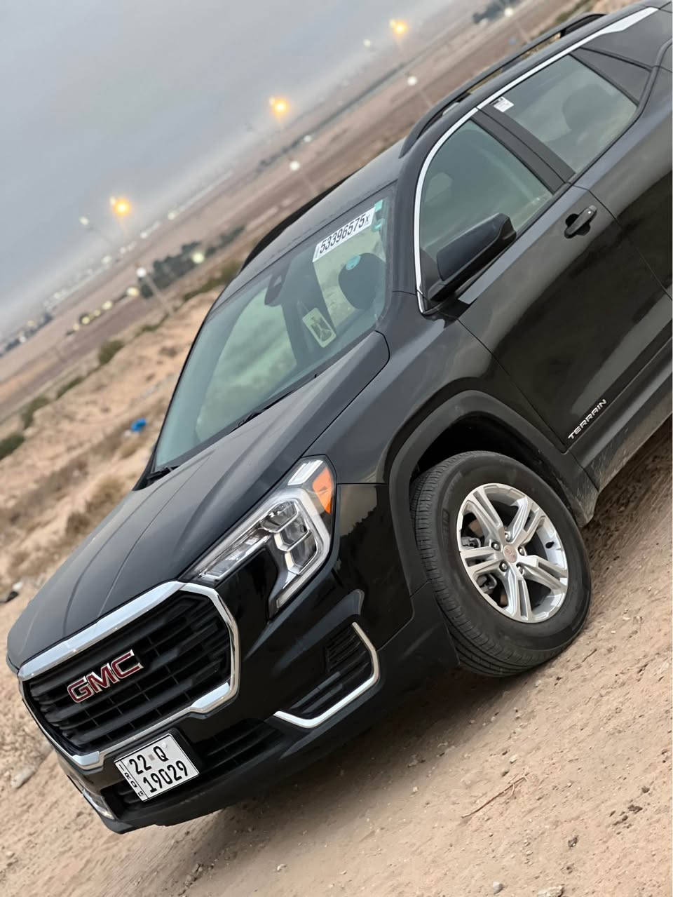 GMC  TERAN 2024 جديدة
فول عدى الفتحه 
بدون ايرباك
جي ام سي تيران 2024 
الوحة /اربيل  رقم جديد بأسم شركة 
الحادث /  بدون تبديل ايشي فقط صبغ ربع جاملغ خلفي +  ربع باب خلفي عكس السايق
المواصفات
1-اللون اسود
2-فئهSLE 
3-ويل حجم 18
4-فور ويل 
5-بصمة أبواب مع بصمة تشغيل 
6-ويل كب 
7-كشنات مخمل / حضن رياضي
8-كشنات هيتر  كامل
9-تبريد أمامي خلفي 
10-شاشه كبيره 
11-رادار امامي مانع تصادم 
12-تحديد مسار 
13-كشاف ضباب 
14-وقوف ذاتي
15-كامره خلفيه 
صندوق كهرباء
تحكم كشنات كهرباء
هاند بريك بصمه
16-ماشيه 18000  فقط 
بحالة الوكاله التصليح ب دبي  درجة اولى
17-محرك 1500T تيربو 
#وباقي المواصفات المعروفه 
***********
*********** البصرة, العراق
