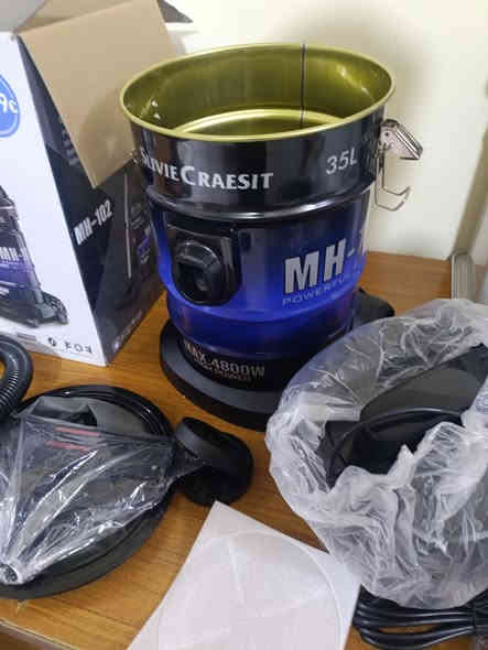 ادم للبضاعه الاوربيه/ الكوت 
عرض راس السنه  السعر اول صوره 
مكنسه  ام السطل 
توجد خدمه توصيل إلى جميع محافظات العراق الحبيب 
5 الف 
للحجز والتوصيل راسل الصفحه او اتصل ع ***********
*********** واتساب
