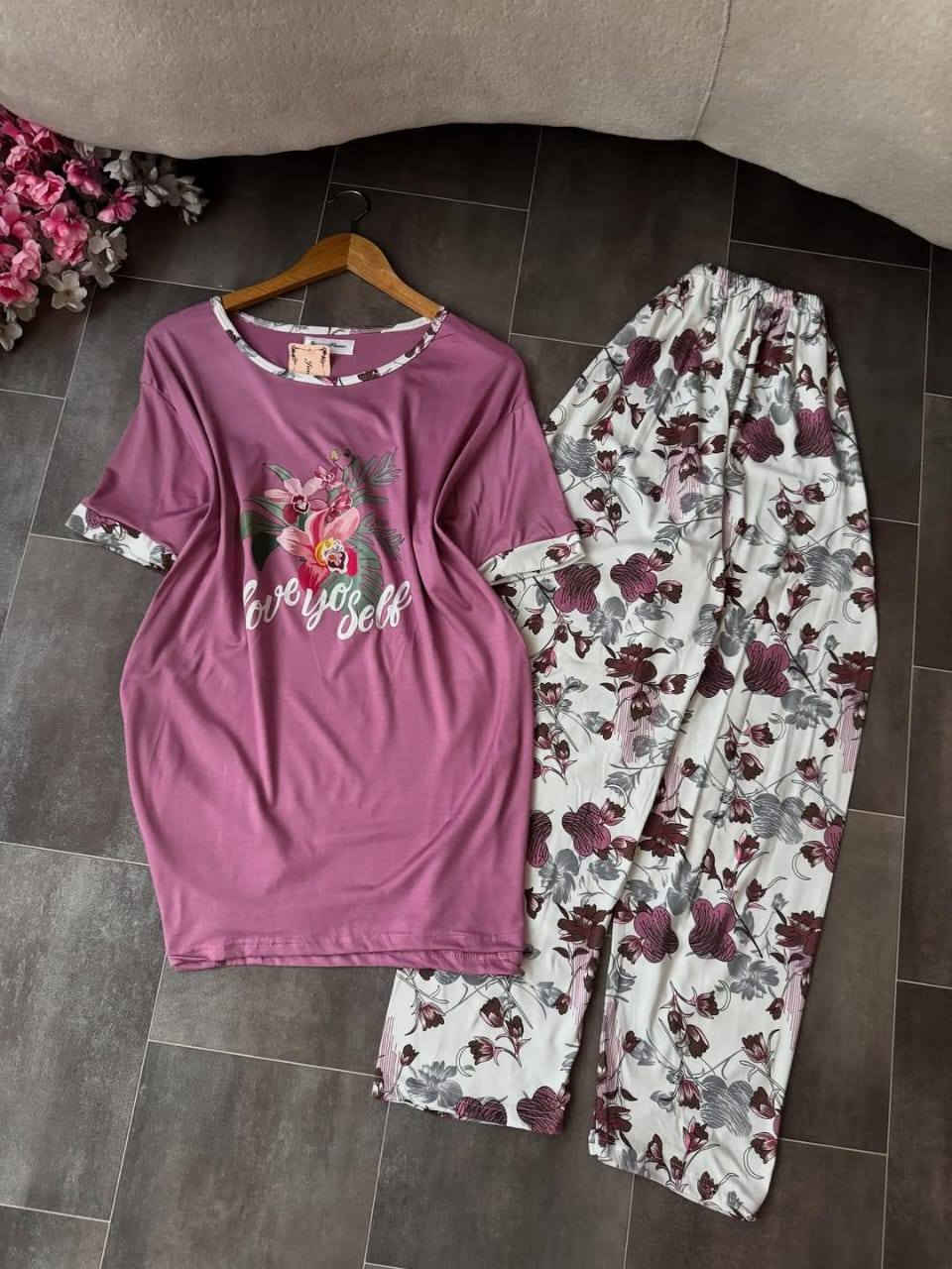 🍑 نعومة + أناقة = راحة ما تنوصف
#تراك بيت قطني وناعم تركي درجه اولى 🌺 🦋 
لأنك تستاهلين تكونين مرتاحة وأنيقة بنفس الوقت 🤍
#السعررر8
قياسات فري سايز💙🤍
يوجد توصيل داخل المسيب الفين 
يوجد توصيل محافظات


**إذا كنت صاحب هذا الإعلان وتريد حذفه لأي سبب، رجاءا أرسل رسالة إلى الدعم الفني**