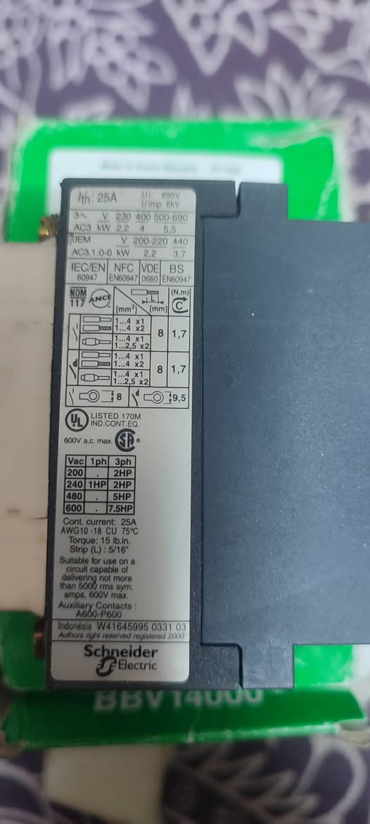 كوندكترات عدد 7 جدد مامستخدم للبيع
قيم بمايرضى الله وبالعافيه لليشتريهن


**إذا كنت صاحب هذا الإعلان وتريد حذفه لأي سبب، رجاءا أرسل رسالة إلى الدعم الفني**