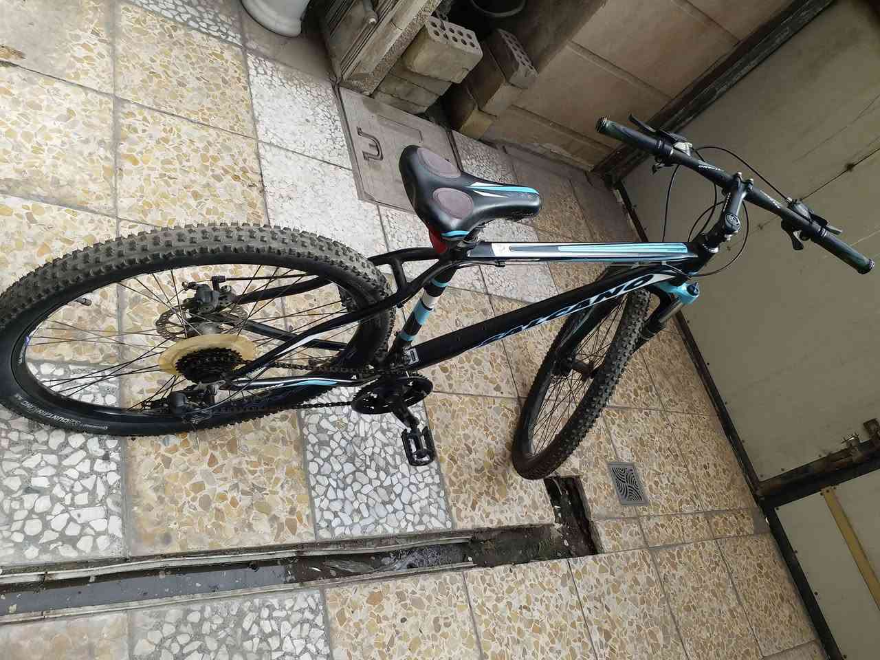 دراجة ماركة SALCANO بريكات شامينو وكذلك الكير  قياس ٢٧.٥ نظيف جدا للبيع 
السعر ٤٥٠ الف 
الاتصال :***********
