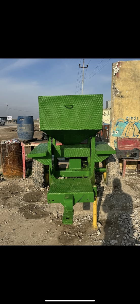 السلام عليكم اخوان موجود ناثيره كمياوي ناثيره نضيفه حيل حتى كير بوكس شغال فصل وتشغيل العنوان موصل الشاري يتصل  ***********
***********
