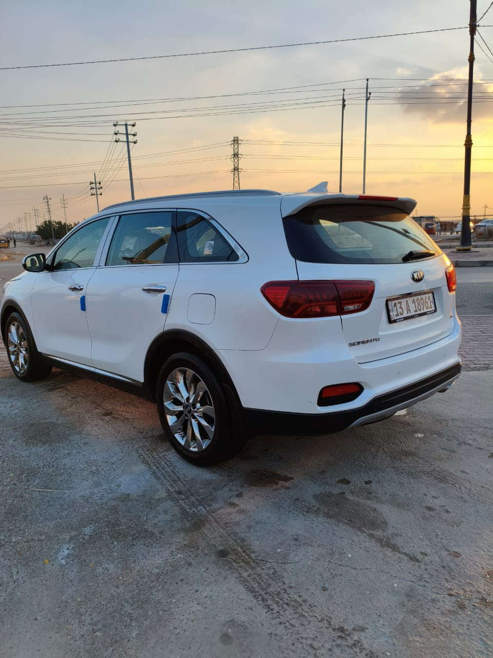 السلام عليكم سورنتو2020مكفوله ماعدا شبر بارد بل الباب الأيمن السعر ٢٦٥ /***********
