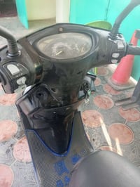 ماكس ياباني • شارع البنوك • قابل تفاوض