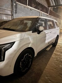 كرنفال 2024 وارد كوري خط واحد بانزين فول مواصفات عدا باب كهرباء مكفوله...