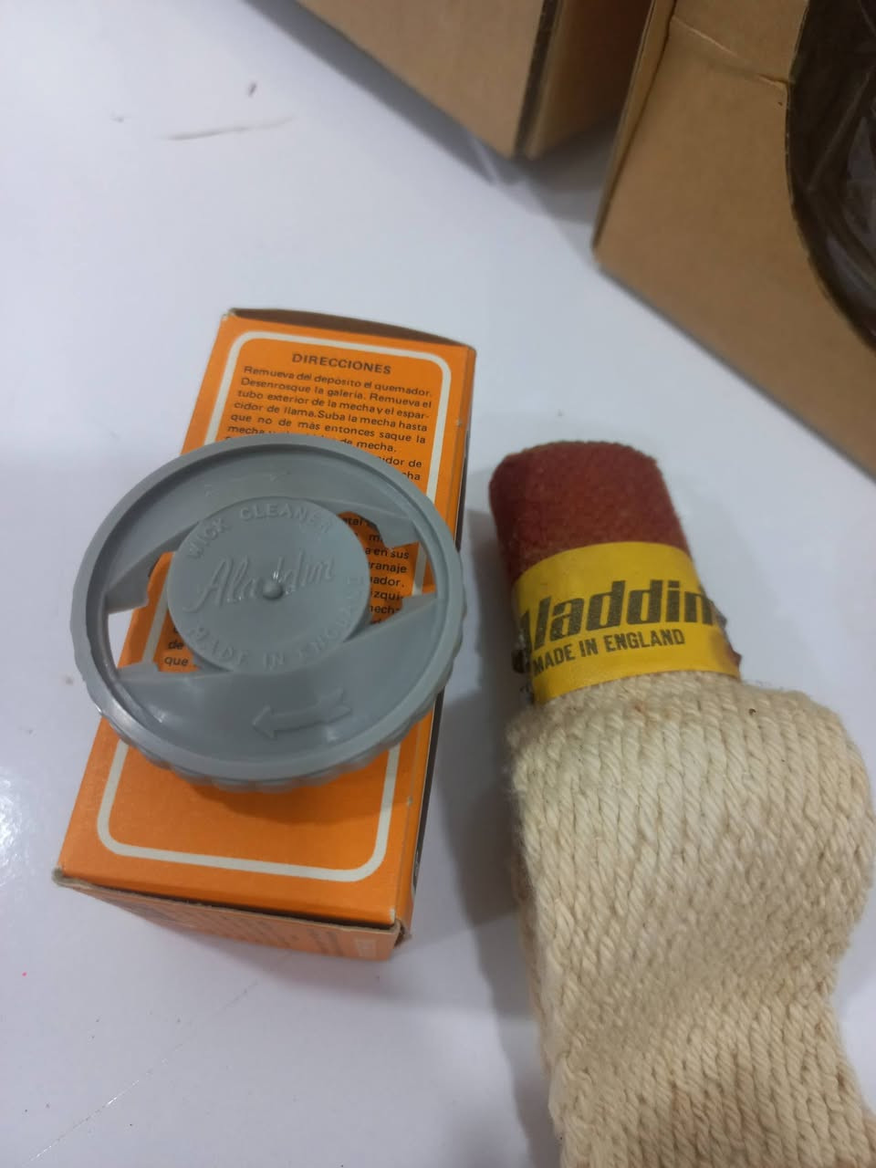 لووووك غير مستخدم. نوادر 
لاله علاء الدين انكليزيه إنتاج خمسينات مع ملحقاته للإستفسار خاص


**إذا كنت صاحب هذا الإعلان وتريد حذفه لأي سبب، رجاءا أرسل رسالة إلى الدعم الفني**