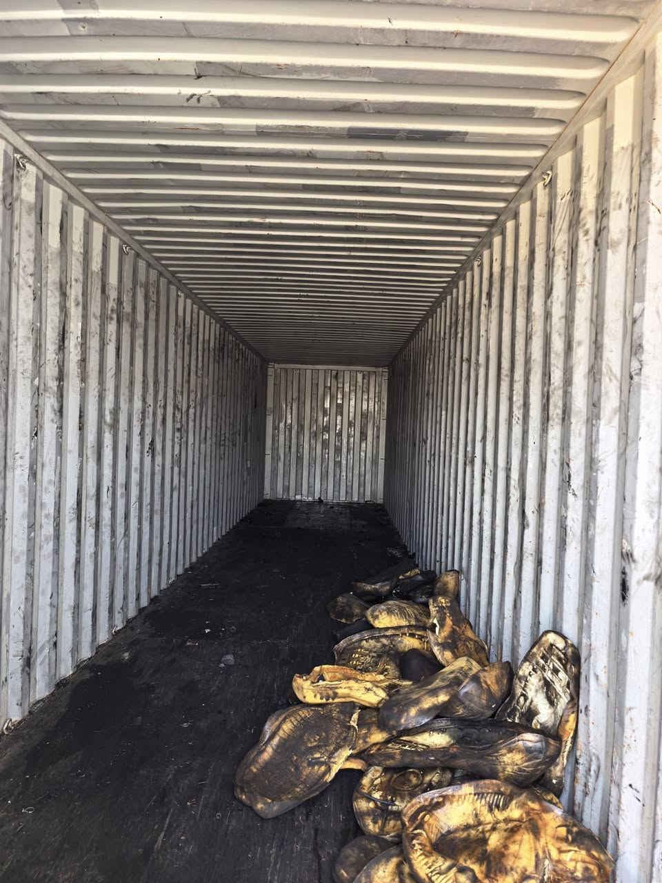 ياالله 🧿🧿🧿حاويات طول ١٢ متر الارتفاع ٢٩٠ سم بنظافة أكثر ٧٥ بالمية دخول حديث  قنبلة نهاية السنة 🧿🧿🧿 ب ٢٢ ورقة بس عنوان النجف الاشرف الاستفسار ع الاتصال *********** 💵أقوى العروض ع مستوى العراق
