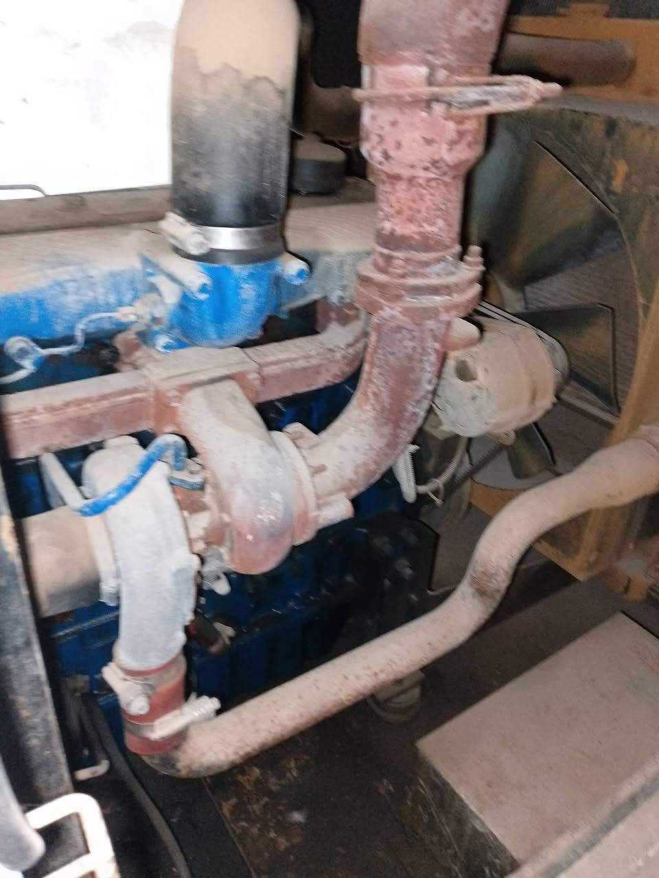 سلام عليكم مولد بيركنز 150 كيفي شغاله نكره المكينه صار فوك سنه مامشغليه لأن ماحتاجيناه جبناه الموقع والموقع حمله فقط 30 امبير جبنه اصغر منها المهم مكينه خير من الله تجي تشغل وتحمل عليه يله تأخذ وشرط بيركنز نكليزي مال مجمعات سكنية أو مواقع جبيره مكينه مامتوزين عليه سعرهه 50 وبيهه مجال الطيبين الاستفسار *********** الموقع الحسينية مال راشديه
