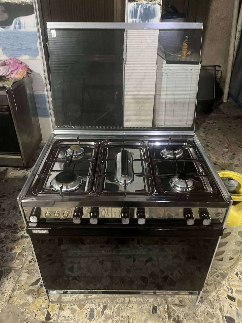 طباخ عشتار باب اول نضام بوري قياسه 60 في 80
السعر 180  العنوان بغداد 
رقم الهاتف *********** وبي واتساب
