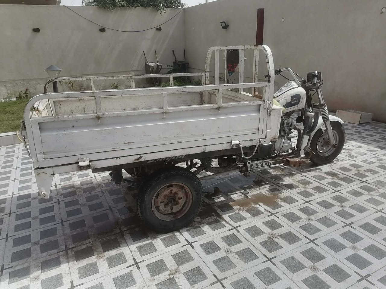 ستوته كلك لبيع مكفوله من صرغه مكينه صاله سبوع من مشدوده 
هاذه رقم صاحب ستوته ***********
