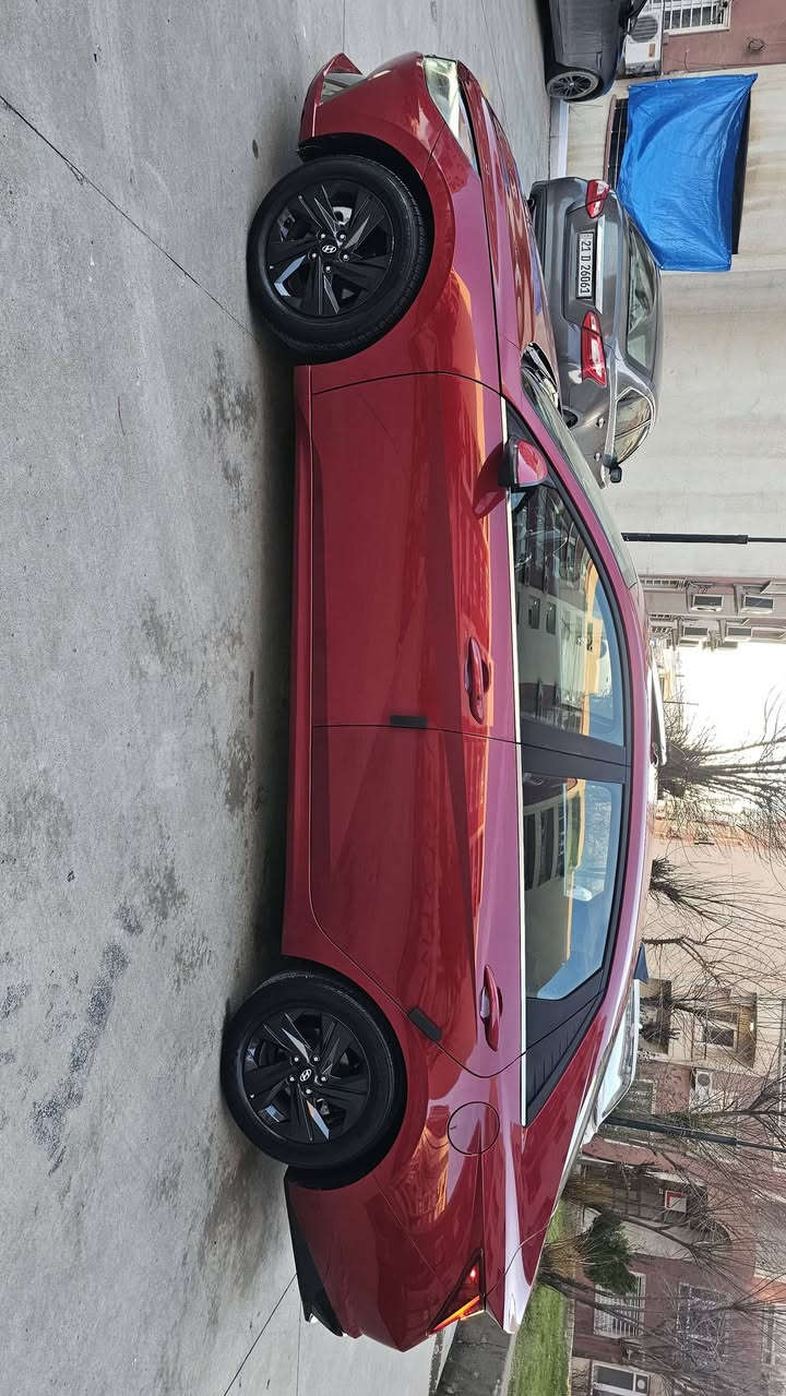 ﷽
هونداي النترا 2022 هايبرد 
السياره لون مميز فول مواصفات 1/1
بصمة تشغيل وابواب/ فتحة سقف سلايد/ كشنات جلد تدفئه بالكشنات وتدفئة بالستيرن/ رادارات امامي وخلفي وجانبي 360°/ اشاير بالمري ورادار نقطة عمياء بالمرايات/ تحكمات ستيرن جهتين/ شاشه ابل واندرويد كار بلي وكامره خلفيه دواره/ تشغيل عن بعد/ شحن وايرليس/ تحديد مسار ومانع انزلاق/ بريك 4 دسك نظام ABS/ سايد بريك بصمه واوتو هولد/ 3 انظمة قياده نورمال وسمارت وسبورت/ كروس تحديد سرعه ومانع تصادم/ لايتات زنون بلادي/ لد امامي نهاري وبگ لايت خلفي شمعه متصل/ انارة ترحيب باليدات/ الصندوك يفتح تلقائي عند الاقتراب/ گيچات دشبول ديجيتل متصل مع الشاشه  ...
السياره بانزين وكهرباء جداً اقتصاديه ( صرفها 4 لتر كل 100 كيلومتر)
گير ومكينه مكفولات شرط بدون اي عيب ماشيه 47 الف ميل السياره تسجيل اول مره
السياره حادثها سطحي البنيد مبدل بلادي ومصبوغ وشبر بارد بالچاملغ الامامي الدعاميه الاماميه بلاديه والراديترات البلاديه نفسهن شرط بدون اي دواخل والشواصي سليمه بلاديات رصعه مابيها صور الحادث ما تطلع رقم الشاصي والسونار بالمنشور 
رقم سليمانيه دولي الجديد (رقم مميز) هزه جديده سنويه جديده الى 2030 باسمي تحويل مباشر بنفس اليوم بإذن الله
السعر 158$ وبيها مجال بسيط
مكان السياره بالسليمانيه قرب الفاملي مول 
الشراي يتصل على الرقم ***********
