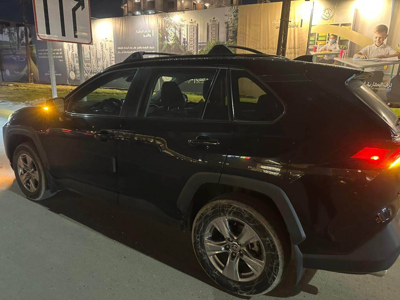 السلام عليكم اخوان
تويوتا راف فور 2023 رقم اربيل باسمي جاهز للتحويل او الوكالة
السيارة فول مواصفات XLE
بصمة
سلايد
كشن كهرباء
صندوق شفط
ماشي 27 الف ميل فقط
حادث السيارة جاملغ امامي فقط مبدل نفس اللون بدون دواخل وبارد قليل بهلال الجاملغ الخلفي
السعر 230$
مكان السيارة بغداد
للمزيد من المعلومات الاتصال على
***********
متواجد واتساب بغداد, العراق
