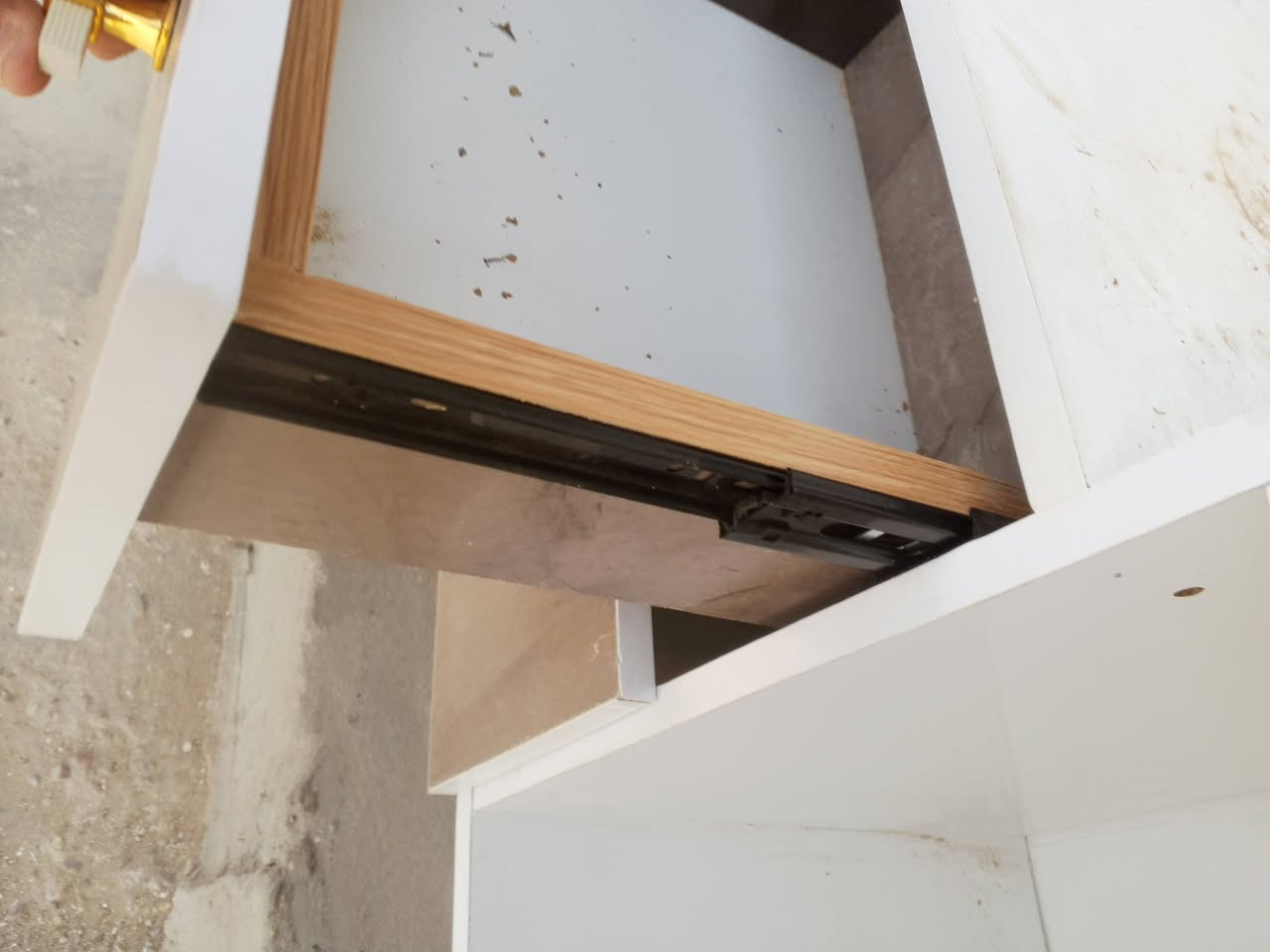 اهلا وسهلا زبائن الكرام توفر ..

توفر كنتور تركي بابين الخشب تركي🇹🇷 العمل عراقي 🇮🇶

يحتوي على 3 رفوف وخانت تعليك ملابس مميز جدآ.. .... 

السعر فقط 240 الف توصيل مجاني جميع مناطق بغداد ...

سكة تركي نوع الشبح الاسود 2 مجرات العنوان بغداد يوجد توصيل كرخ ورصافة 

هاتف *********** بي وتساب 

هاتف *********** بي وتساب
