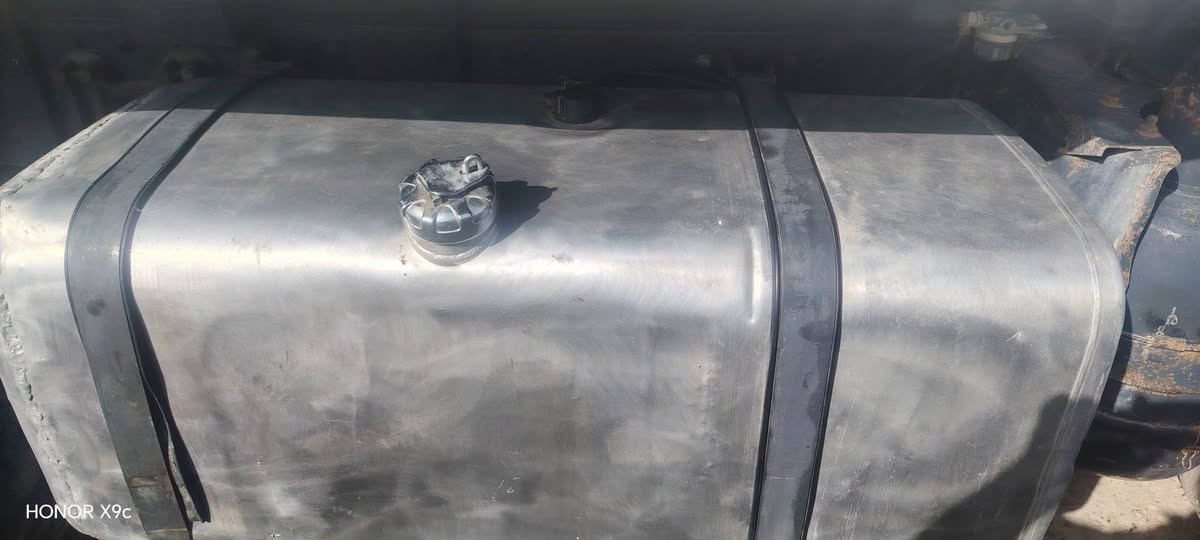 السلام وعليكم تانكي فافون للبيع
***********
***********
