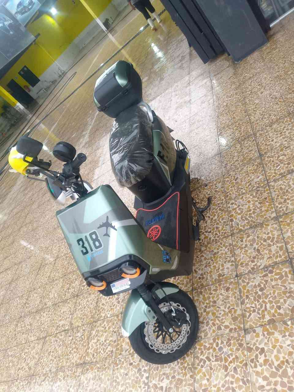 ماطور شحن 318بعدو جديد مستعمل قليل لسعر 550لرقم *********** متواجد فيس واتساب خط
