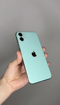 آيفون ١١ • بطارية ٩١٪ • شاشة مبدلة وكالة