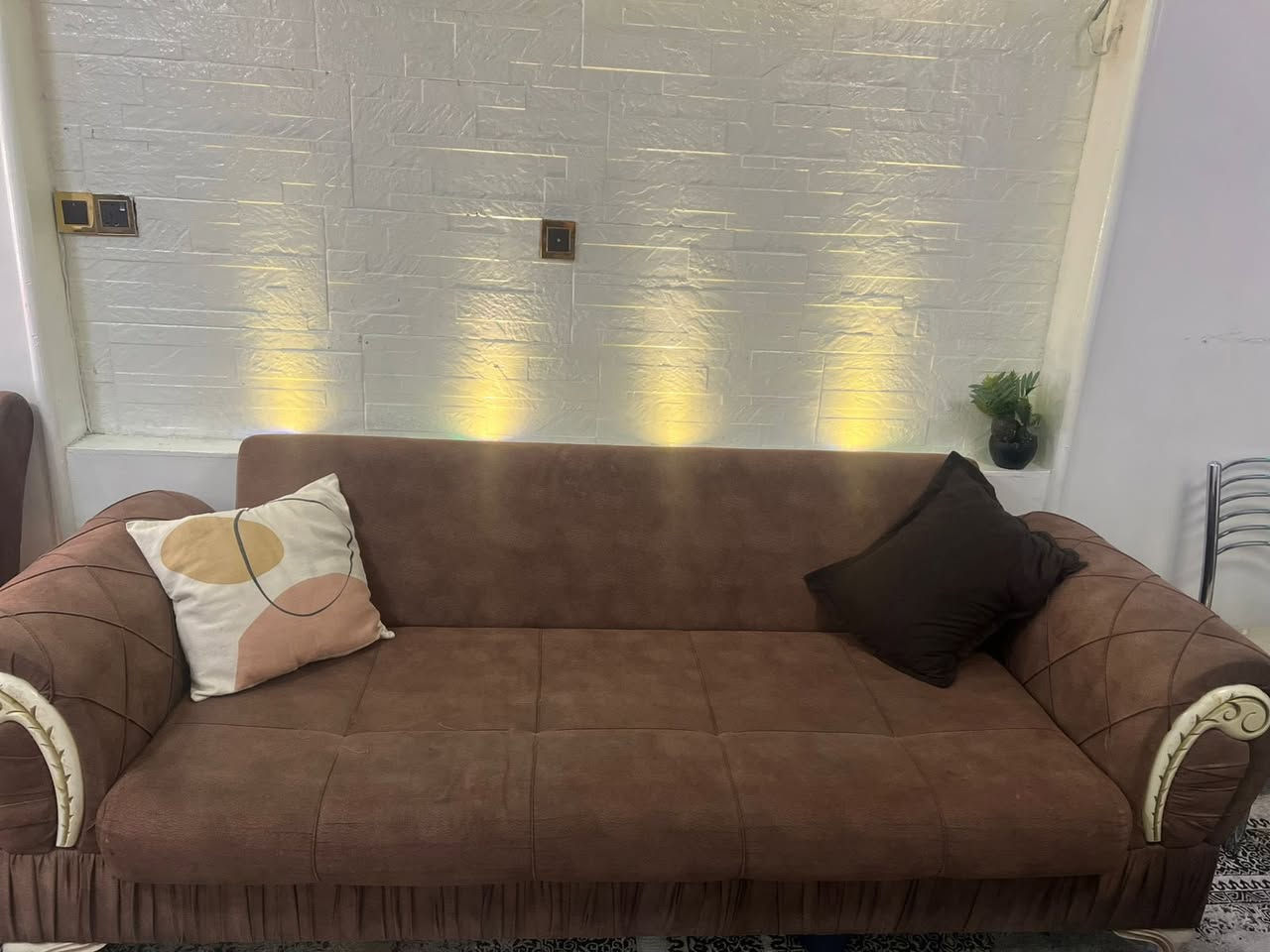 تخم قنفات تركي  10 مقاعد سرير ومخزن مكاني شارع فلسطين السعر375


**إذا كنت صاحب هذا الإعلان وتريد حذفه لأي سبب، رجاءا أرسل رسالة إلى الدعم الفني**