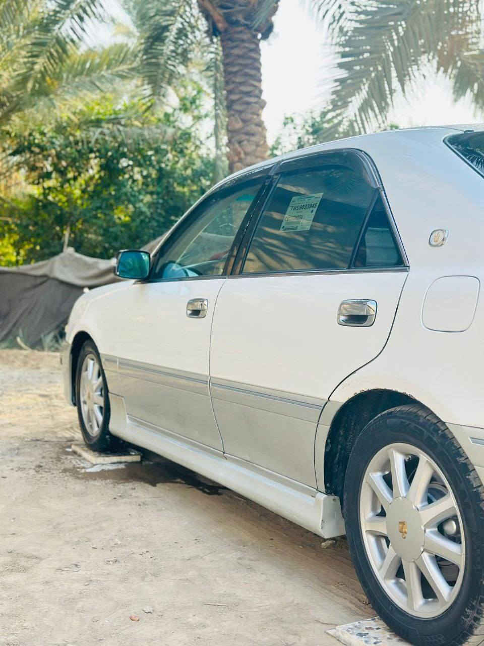 سلام عليكم ملكه لبيع تفاصيل تصل واني خادم بسعر جدن مناسب ***********
