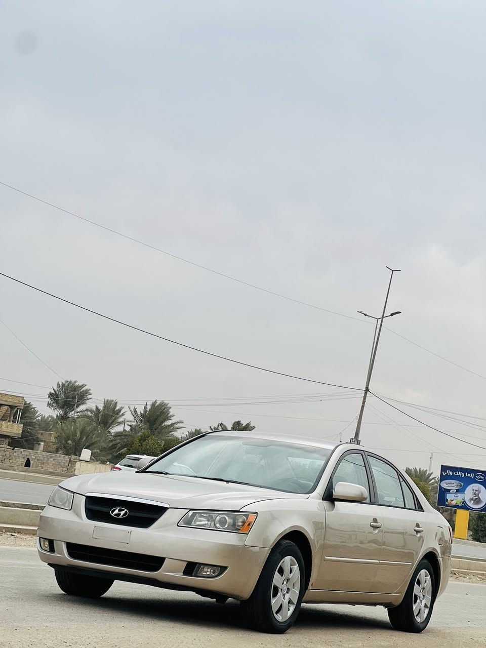 سوناتا 2008 
وارد امريكي 
رقم بغداد بسمي
صبغ صفحتين فقط
حادث جاملغ امامي بدون داخل
محرك 2400
كير محرك كفاله
حداده تبريد صدر جاهزه
مكان السياره المسيب
السعر 107

***********
