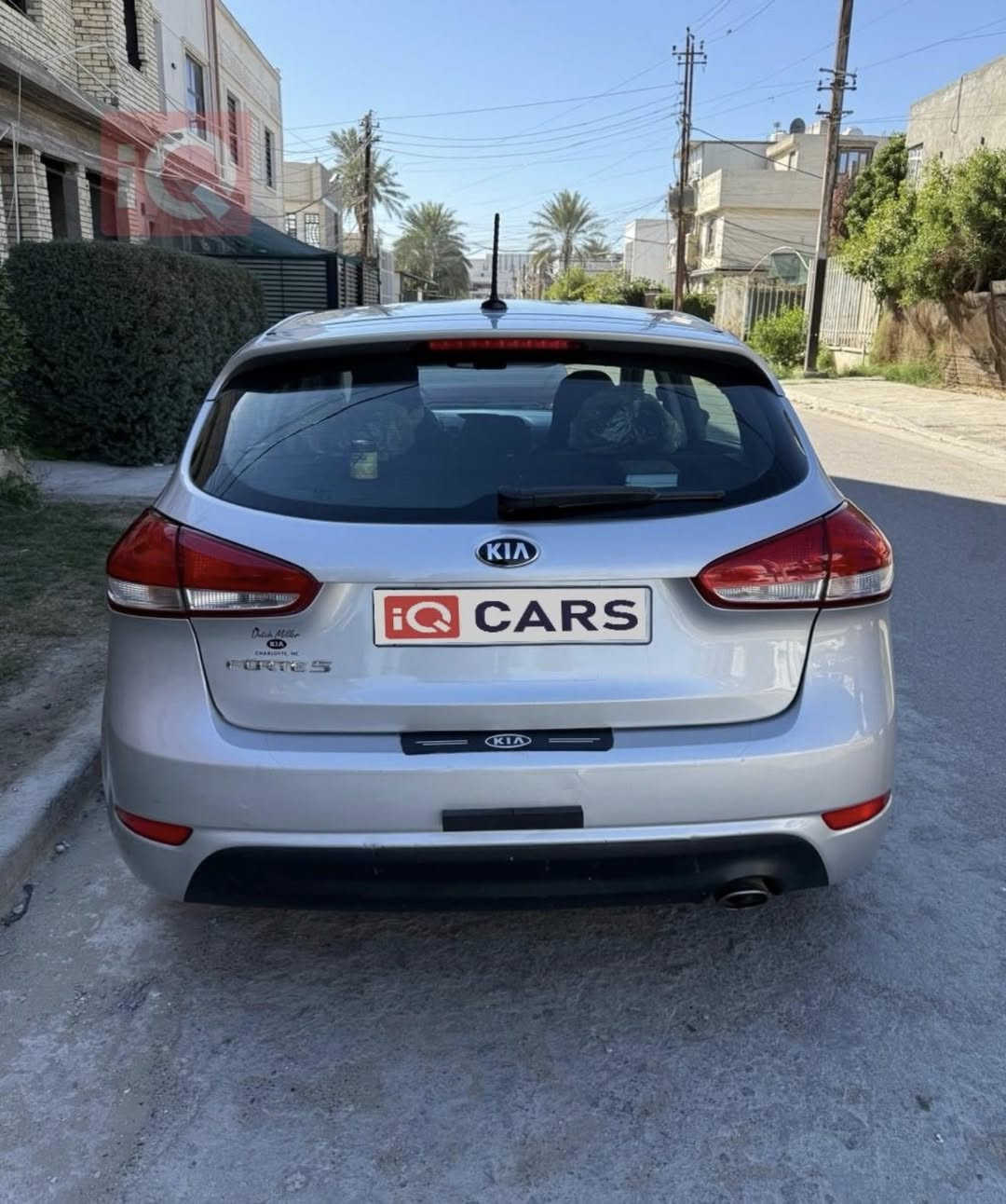 السلام عليكم 
فورتي هاتش باك للبيع 
موديل 2017  
رقم اربيل الجديد 
سنوية بسمي تحويل 
تحكمات ستيرن جهتين 
اشاير بالمري 
تحكم مري 
تخم تاير جديد 
محرك 2000 GDI نظيف يخبل
السياره كير مكينه  تبريد مكفوول 
ماشيه 63 الف 

السعر 108 ورقه  وبيهة مجال بسيط 
عنواني بغداد 
رقم الهاتف ،.:      *********** متوفر واتساب فقط
