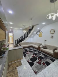حي الجامعة • طابقين • ٣غرف