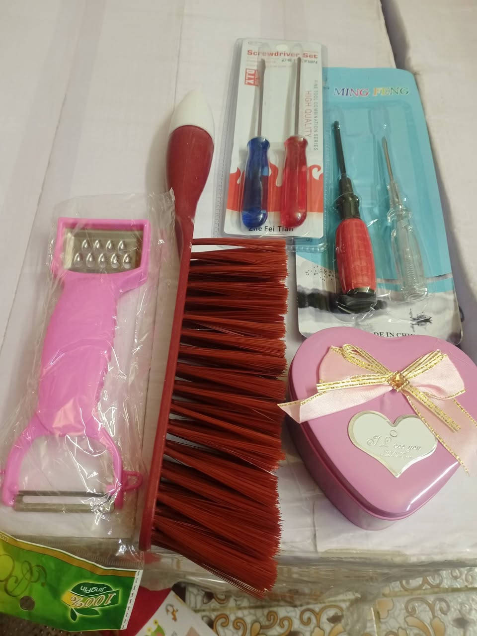 السلام عليكم سعر القطعه ٥٠٠ دينار
توصيل داخل الحسينيه الف 
***********
