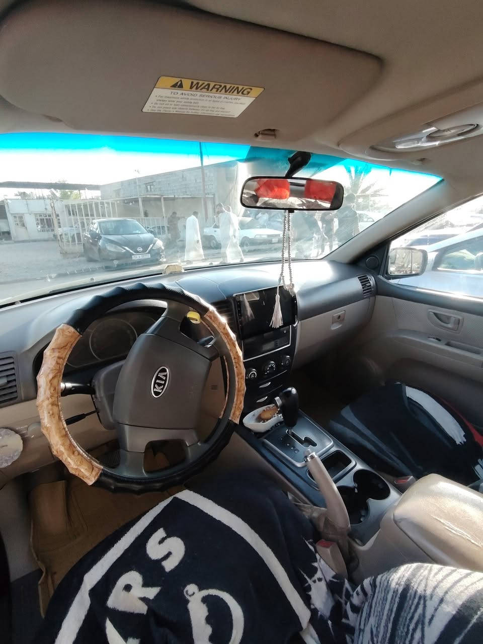 سورنتو 2009
بدون حادث بس صبغ طرف بنيد

محرك 3800

6 سلندر

السيارة بأسمي

السعر 95 وبيها مجال زين للشراي
اذا اكو مراوس بسيارة احدث وانطي فرق

الرقم : ***********
