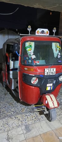 تكتك للبيع موديل 2018 مرقمة بغداد مكينة 20خير من الله سعرها 5250 وبيهة...