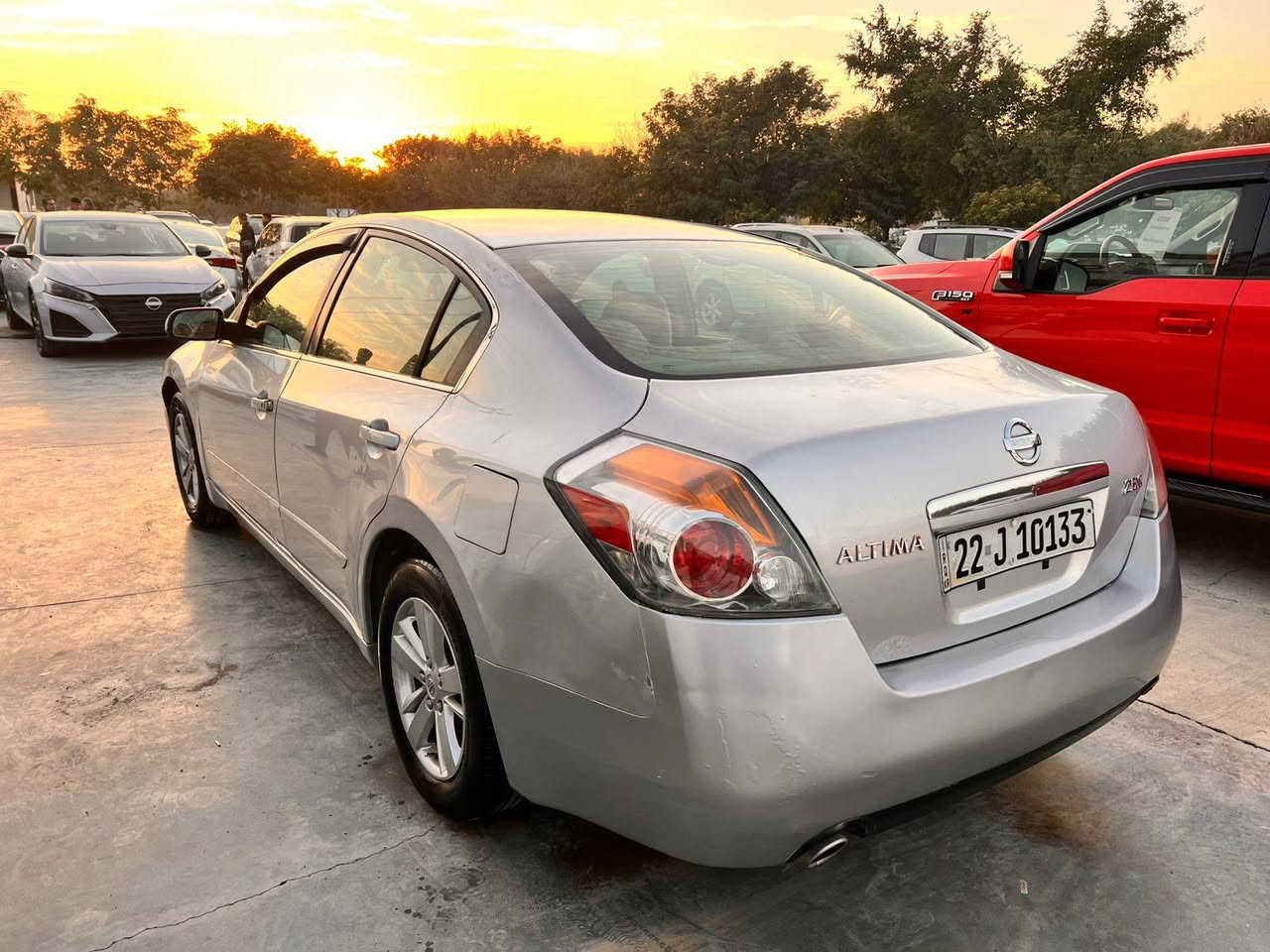 سعر مناسب
بهة ٥ قطعة و نص   سبب شخط 
    سياره داخل جديد جديد خير وبركه
 تخم تایر جديد 
سياره گير محرك صدر تبريد تتفئه كلش جاهز بدون سرف بدون بخار  
شاشة كاميرا كهربايات  لايت جديد 
رقم اربيل  دولی 
ارباك دشبورد طاك لاذم تصلحها 
و بعد مابي مصرف 

سعرها  80   و مجال بصيط 

مكان كلار

***********
