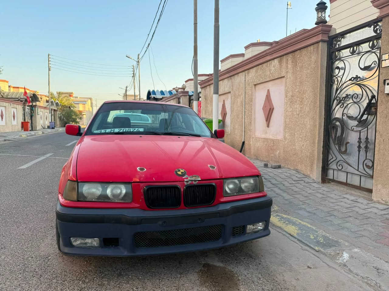 E36 للبيع
محرك 2.8 دبل فانوس 
كير جاترك 5 نمر 
فتحة سقف شغالة 
غرفة السيارة نظيفة وضايفلهة شاشة كار بلي واندرويد اوتو 
ويلات bbs 
شوتة رياضي 
رقم السيارة بغداد الدولي 
بيها بعد تفاصيل 
***********
