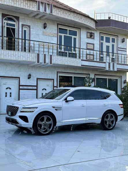 السلام عليكم
‏(2024 )GENESIS GV80
محرك 6 سلندر 3.5T 
فول مواصفات 
(السياره 7 راكب )
ضررها باب وجاملغ مبدلات (نفس الون)
ماشيه 16 الف
السعر 370
***********
