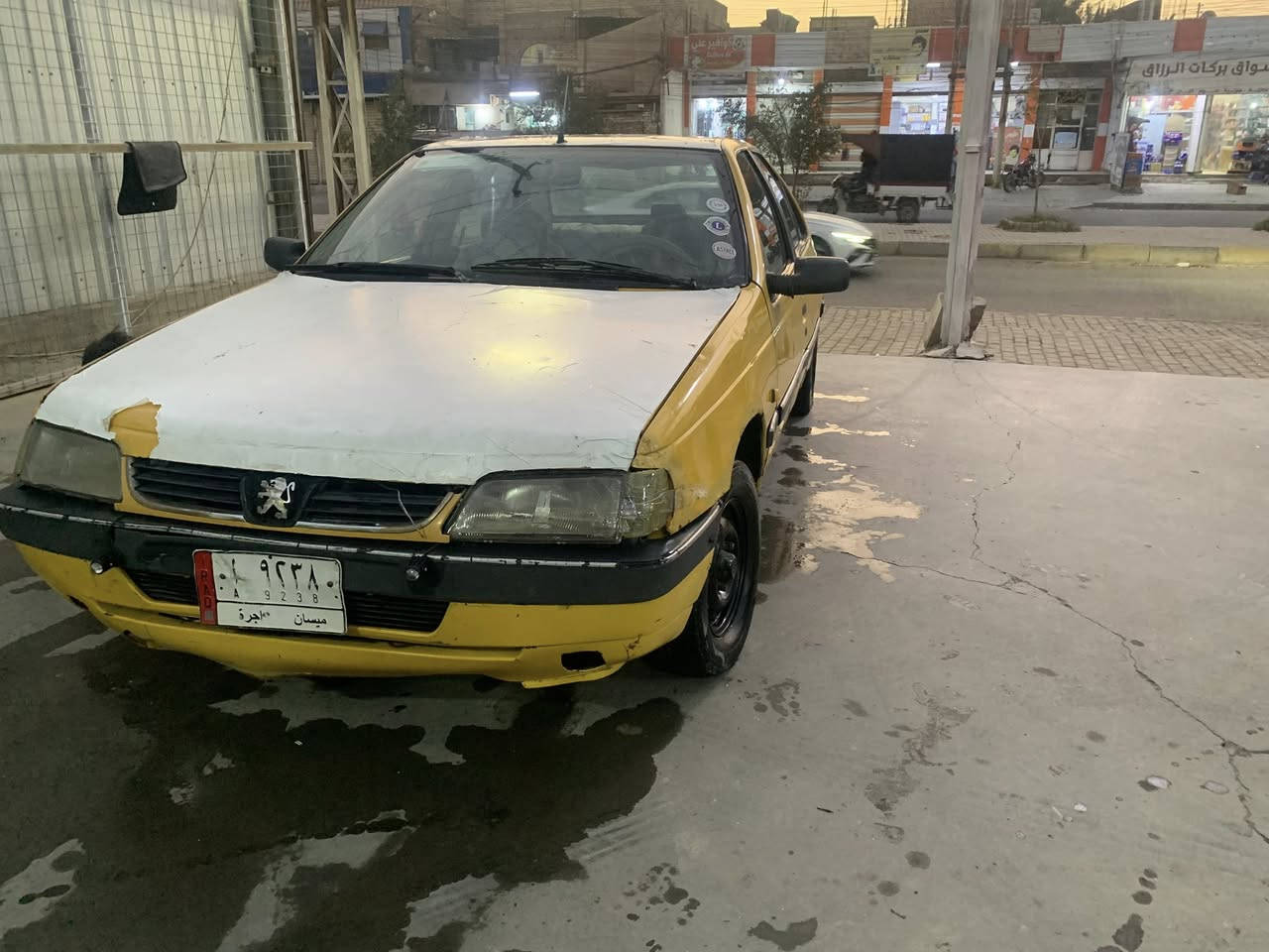 السلام عليكم بيجو روى 2009للبيع بغداد الزعفرانيه السعر 9 ورقات منل الاخير نهايتهه قفل شغاله مابيهه شي بس محركهه يبخر وصاحبها ما اندلهه 
 كيرهه وكلجهه جديدات الشراي يتصل ***********
