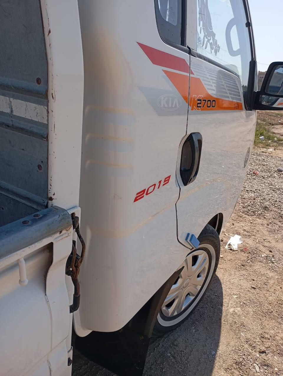 كيا ١٢للبيع مكفولة من كلشي جديدة الشراي يتصل ***********
