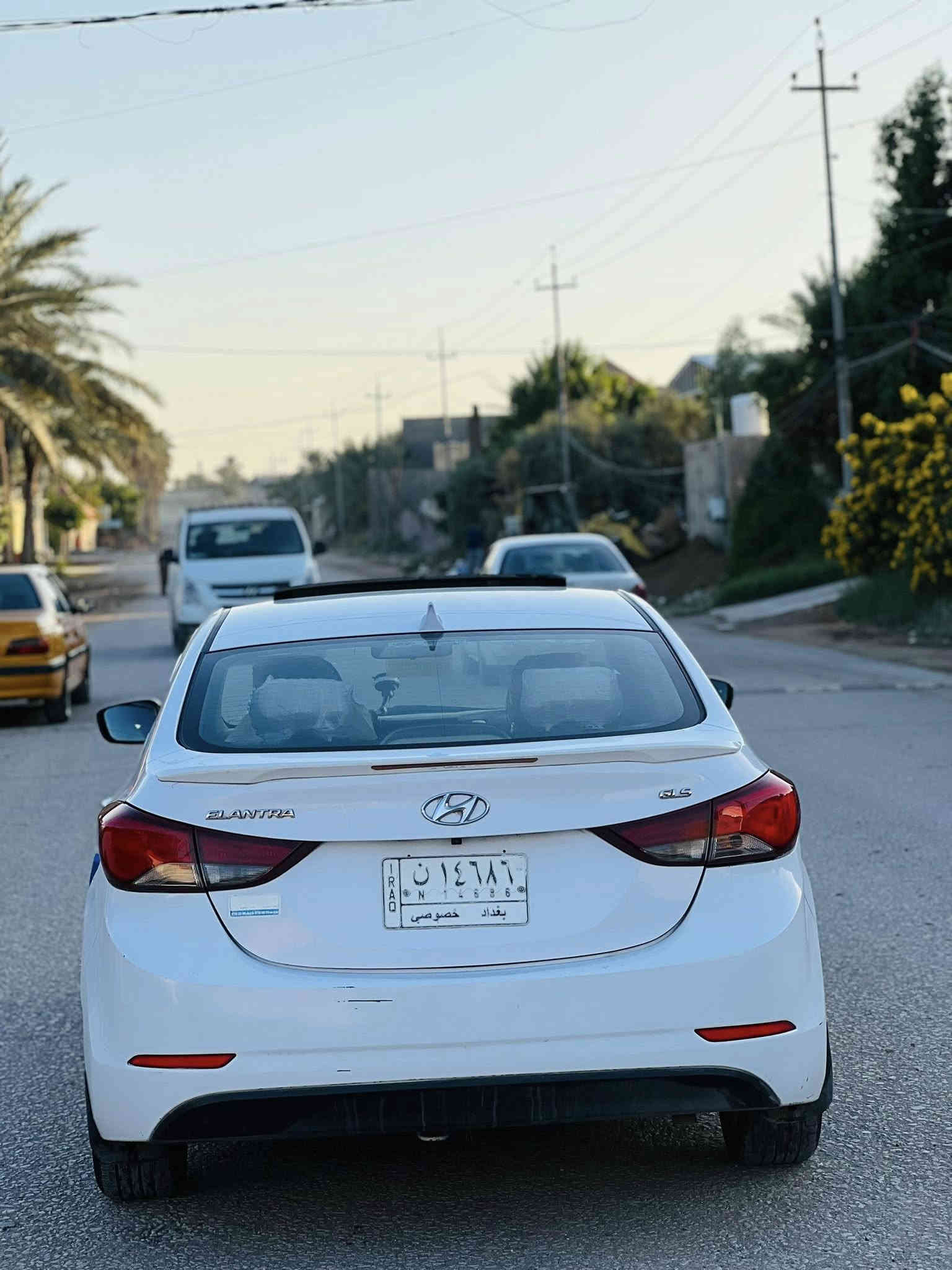 يا الله سلام عليكم النترا خليجي 2015فئة gls فول مواصفات 1/1كفاله عامة شرط السونار  كير ومحرك وحداديه كفاله محرك وكير كفاله من الفتح السياره مكفوله من الضربه والصبغ والتبديل  شرط السونار السياره كلش جديده   محرك 2000دوش
السعر128وبيها مجال
الاتصال***********
مامتواجد بلخاص 👆👆
مواصفات السياره
فتحه سلايت  
تبريد قطعتين 
شاشه 
تحكم استيرن 
كامره 
نضام ايكو 
كشنات جاد 
حساسات
