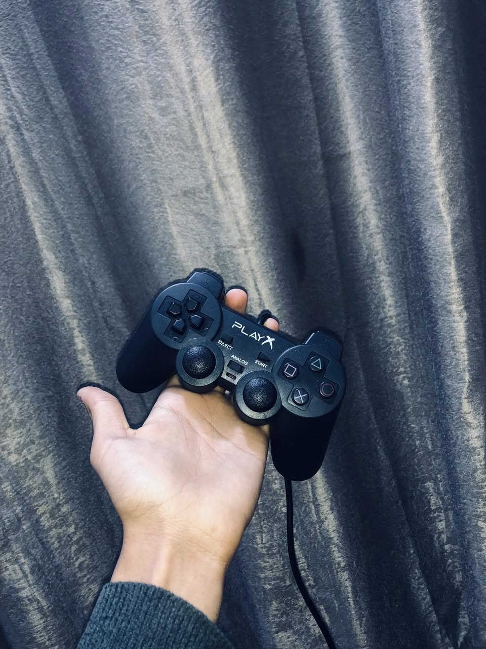 بلايستيشن 2
نضيف نضافه صفر مع يدة و فلاشين خزن و فلاش العاب يحتوي 35 لعبه السعر 50 و بي مجال 
للتواصل واتساب:***********
مكاني كربلاء حي الرساله
