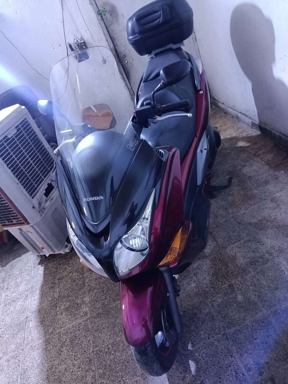 سلام عليكم للبيع سلفر ونج جيتي مكينه 400 cc  رمبه صاله شهر من نزلت مكينه بلادي برغي مامفتوح كله شغال للخير كفرات بلادي تخم تايرات جدد دراجه كفاله ماشيه24  مكاني بغداد  بغداد ***********
