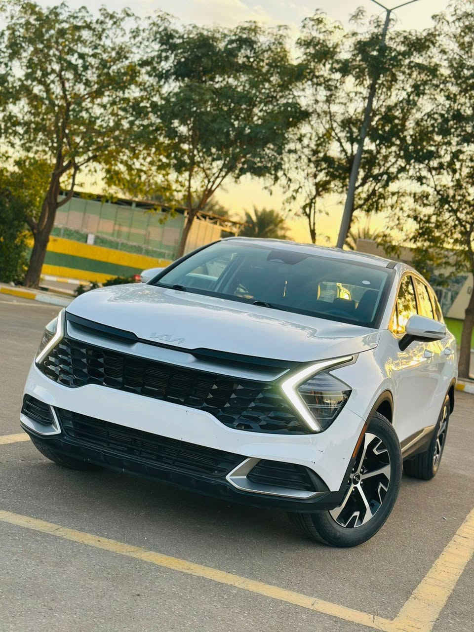 السلام عليكم سبورتج موديل 24 ماشيه 10الف موصفات فول عده الفتحه الون ابيض بدون ارباك تبديل جنطه وصبغ شبر بل جاملغ العنوان بابل الاتصال ***********السعر 210
