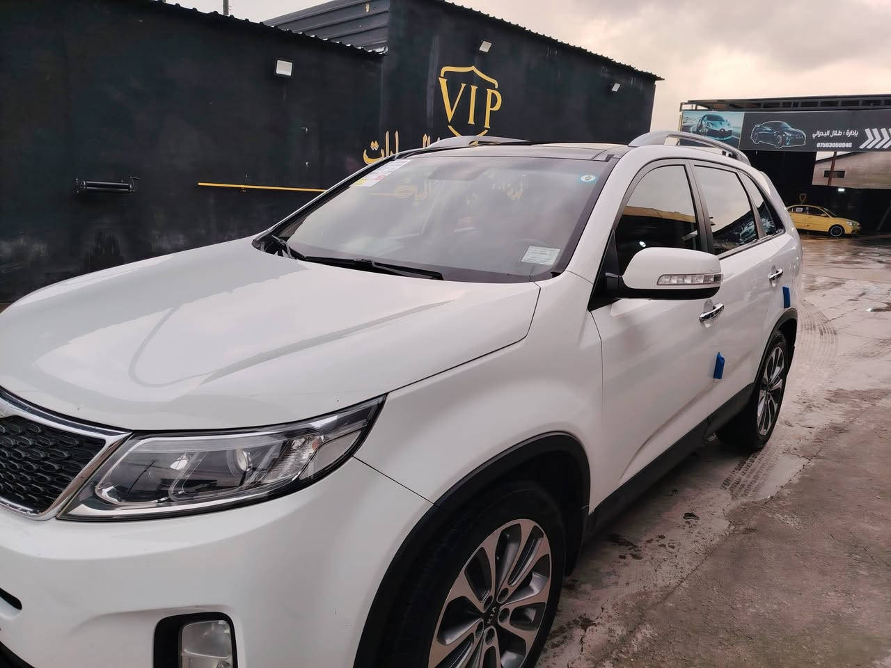 السلام عليكم 
سورنتو موديل2014 خليجي 
ماشية 144الف 
بانوراما 
محرك 6 سلندر 
راكب 7 
 الموصل  
السعر ٢٠٠ ورقة و بيه مجال 
***********
