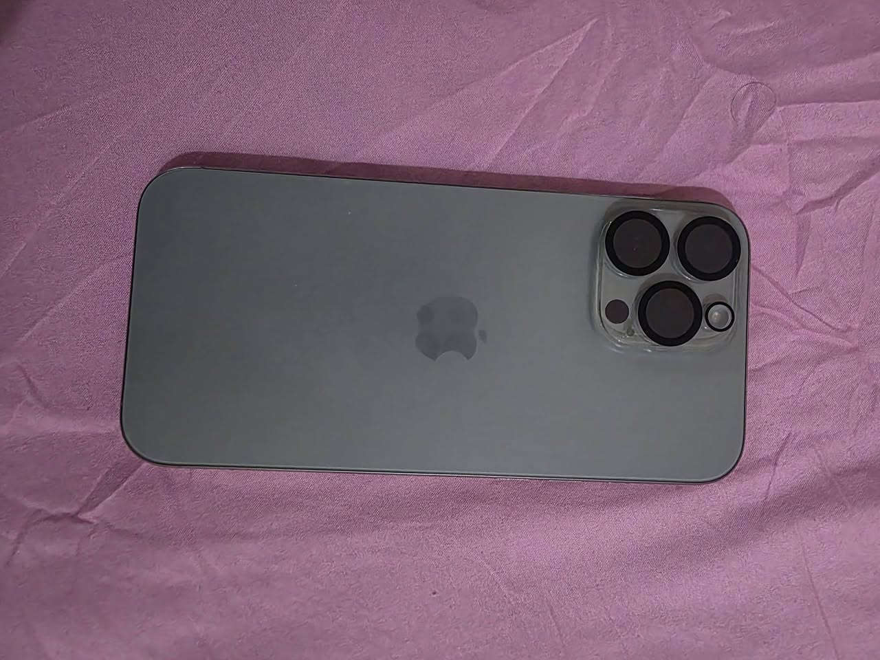 #من رخصت الامن
IPHONE 16 PRO MAX 
نسخة هونك هونغ 
2 SIM CARD 
ذاكرة 256 GB 
بطارية 100% 
مشحون 47 دورة 
نظافه 100% بدون اي خدوش او شخوط
مكاني يغداد مدينه الصدر الأولى


**إذا كنت صاحب هذا الإعلان وتريد حذفه لأي سبب، رجاءا أرسل رسالة إلى الدعم الفني**