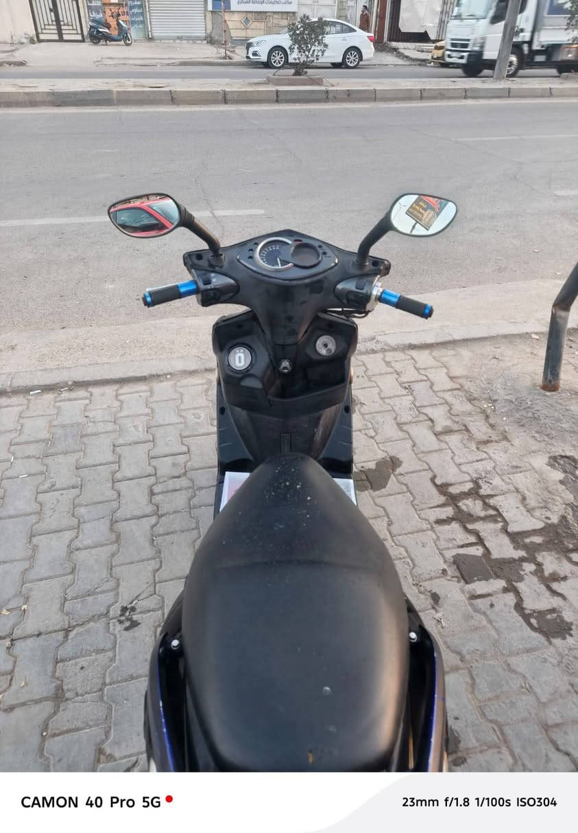 السلام عليكم شباب دراجه سكنس فحل (نوزل) للبيع الدراجه كلش نضيفه مثل ما موضح كدامكم بصور 
للتواصل واتساب ***********
