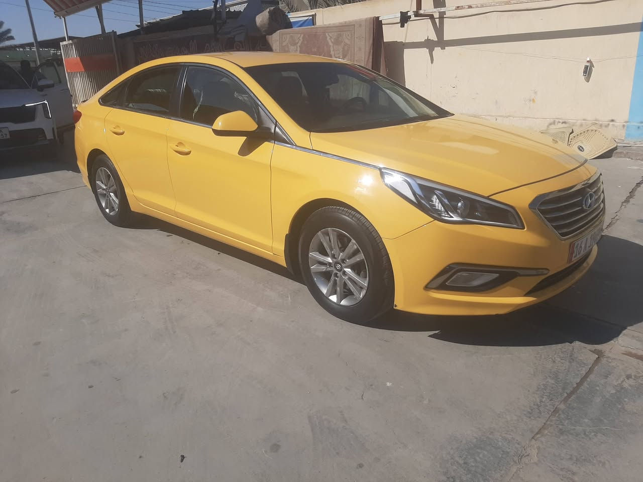 سوناتا امريكي كفاله عده البنيد تخم تاير حداديه ٨٠ % سياره احله من الصوره *********** السعر ١١٠ قابل للتفاوض
