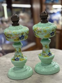 لآلات عدد 2      صناعة قديمة جدا جدا   -  بلور روسي او بالين ( بدون اي...